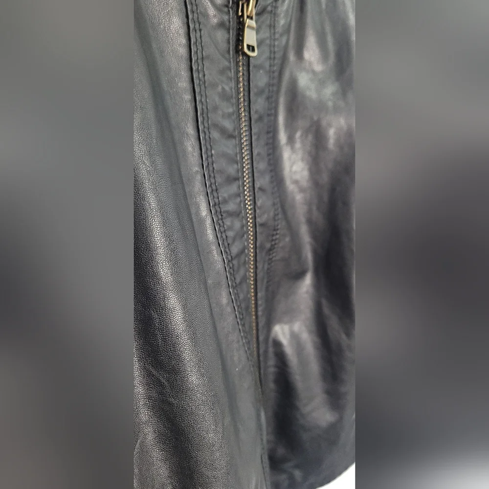 H&M Boys Biker Jacket - Picture 2 of 2